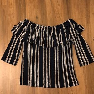 Off-the-shoulder, 3/4 length sleeve top